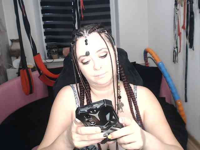 missGODDESS webcam