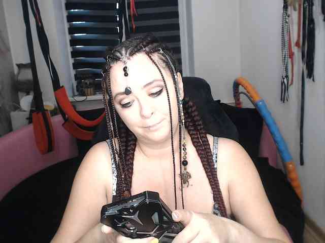 missGODDESS webcam