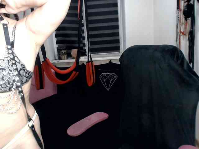 missGODDESS webcam
