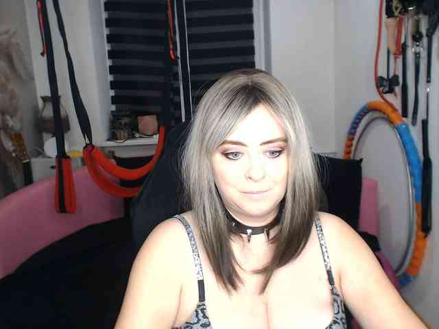 missGODDESS webcam
