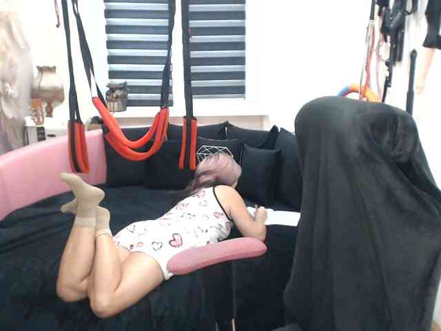 missGODDESS webcam