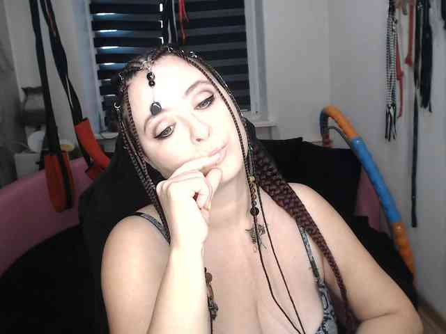 missGODDESS webcam
