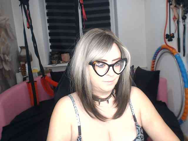 missGODDESS webcam