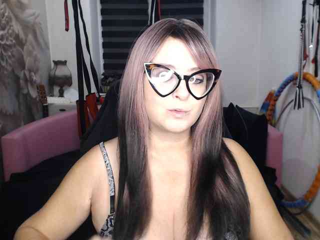Model: missGODDESS