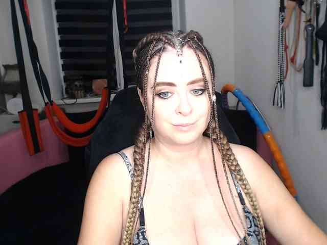missGODDESS webcam