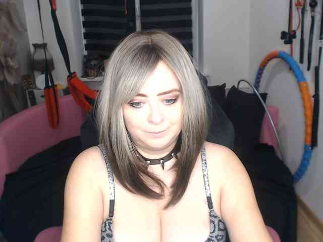 missGODDESS webcam