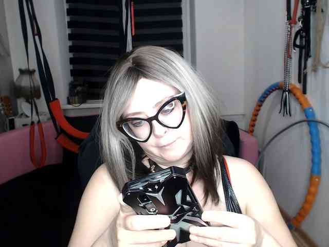 missGODDESS webcam