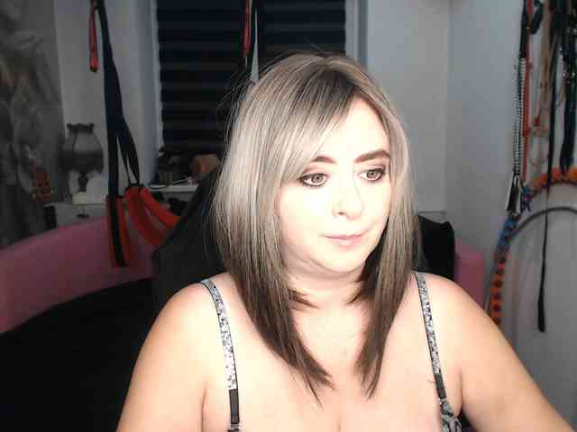 missGODDESS webcam