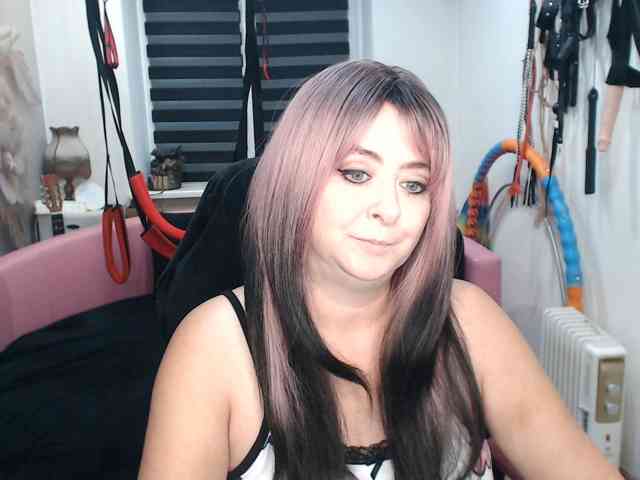 missGODDESS webcam