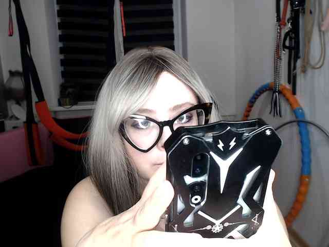 missGODDESS webcam
