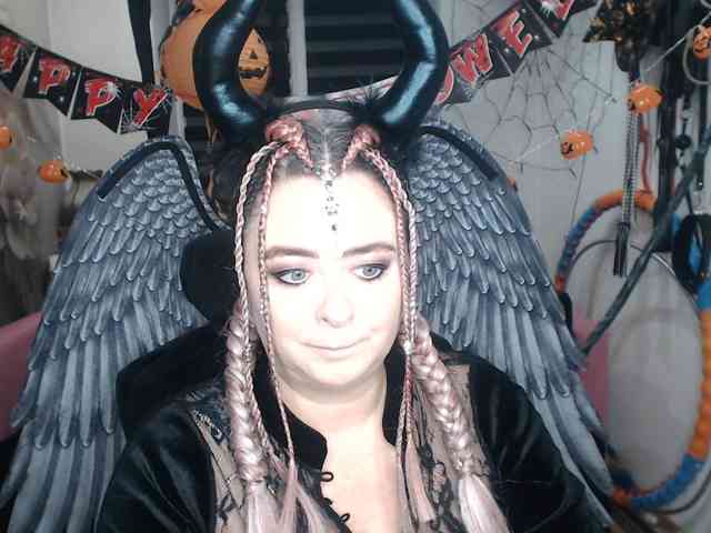 missGODDESS webcam