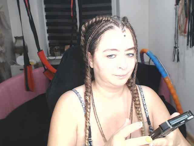 missGODDESS webcam