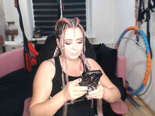 missGODDESS webcam