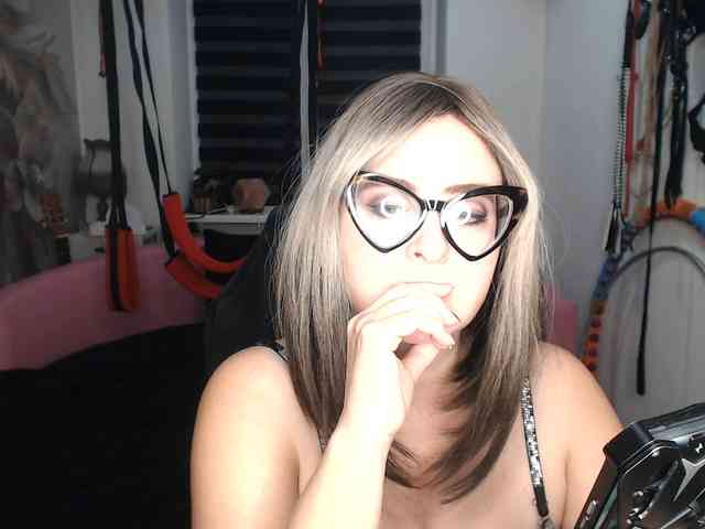 missGODDESS webcam