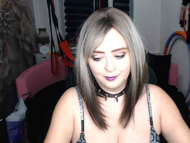 missGODDESS webcam