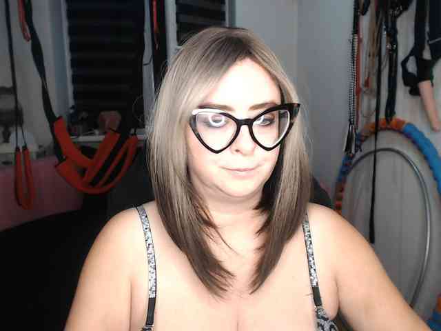 missGODDESS webcam