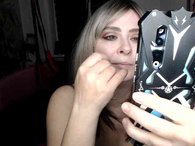 missGODDESS webcam