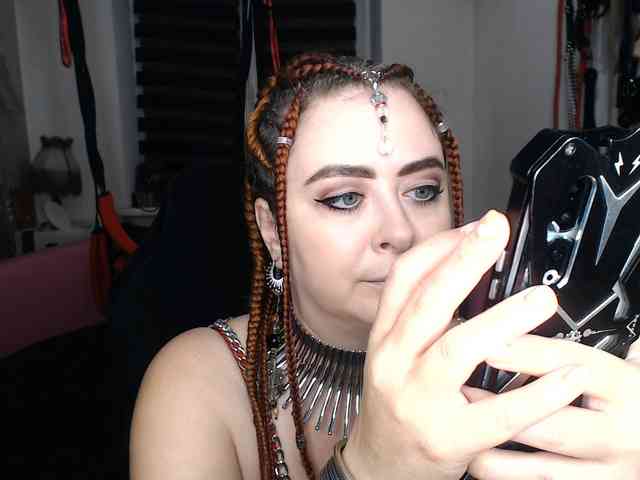 missGODDESS webcam