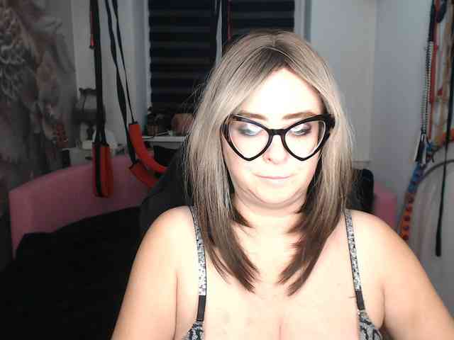 missGODDESS webcam