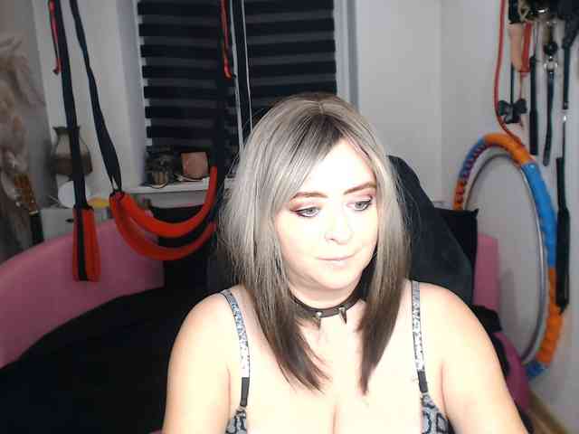 missGODDESS webcam