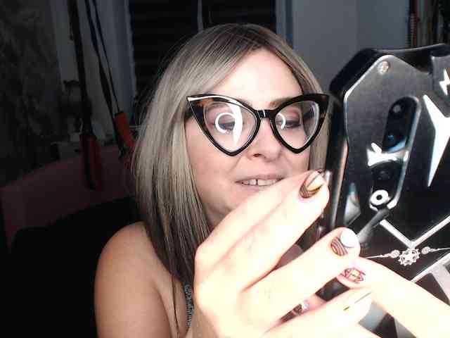 missGODDESS webcam