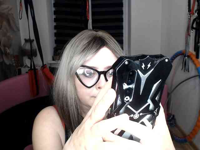 missGODDESS webcam