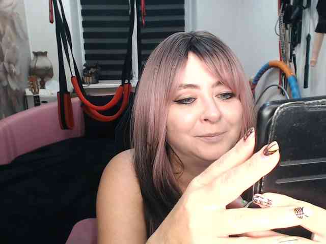 missGODDESS webcam