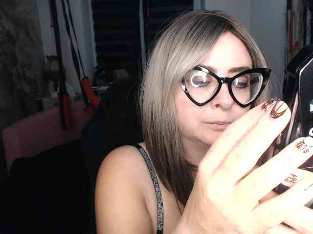 missGODDESS webcam