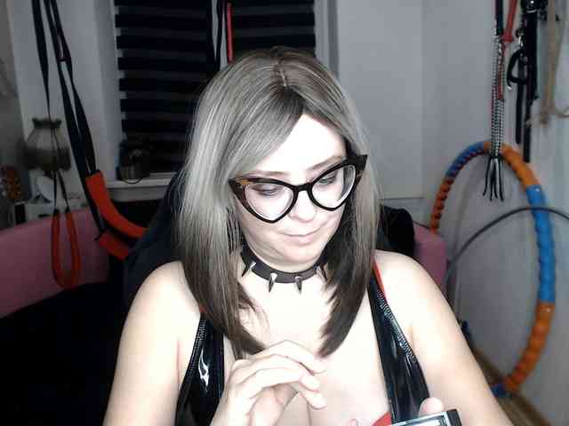 missGODDESS webcam