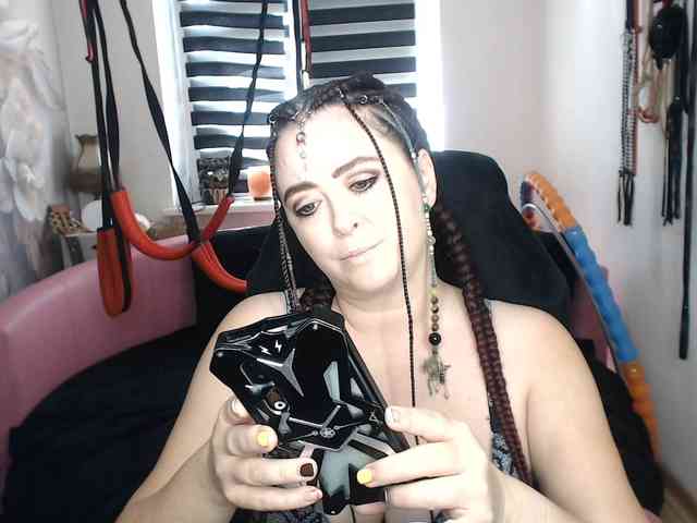 missGODDESS webcam