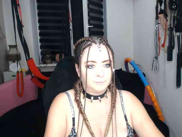 missGODDESS webcam