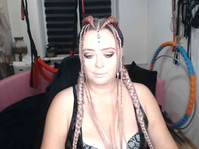 missGODDESS webcam