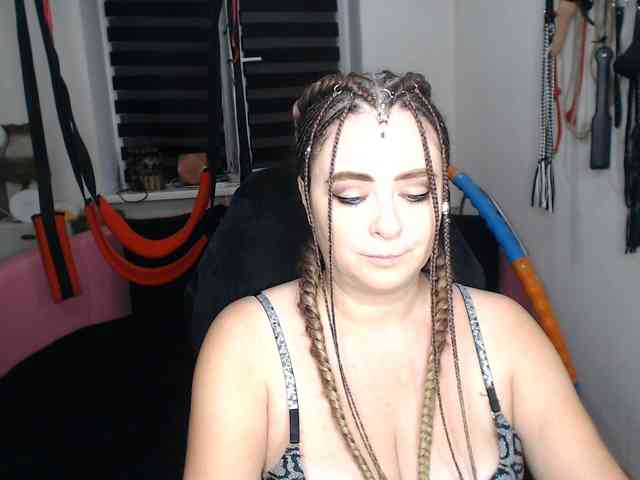 missGODDESS webcam