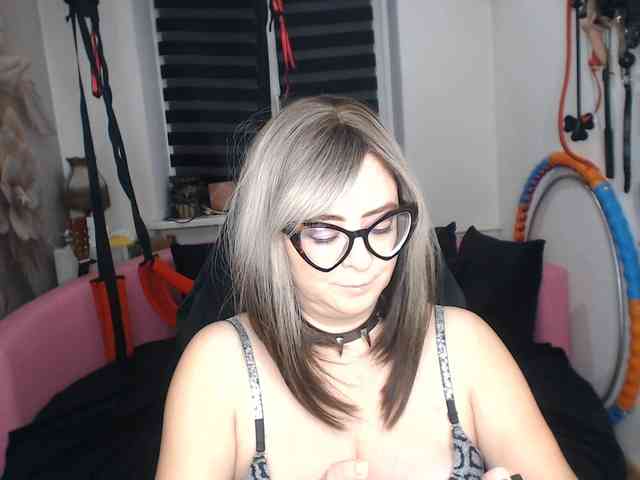 missGODDESS webcam
