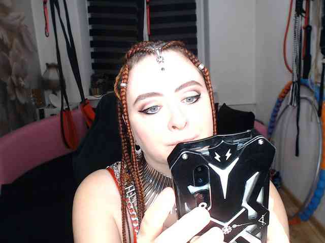 missGODDESS webcam