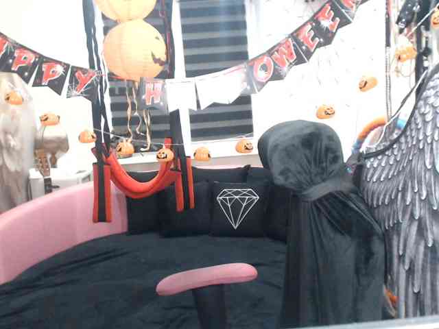 missGODDESS webcam