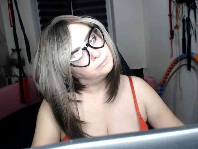 missGODDESS webcam