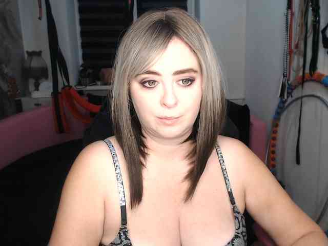 missGODDESS webcam