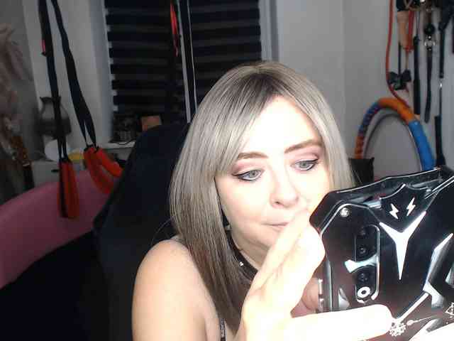missGODDESS webcam