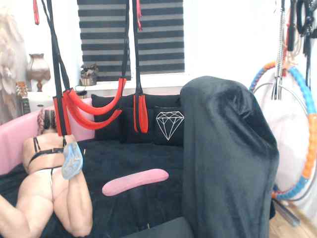 missGODDESS webcam