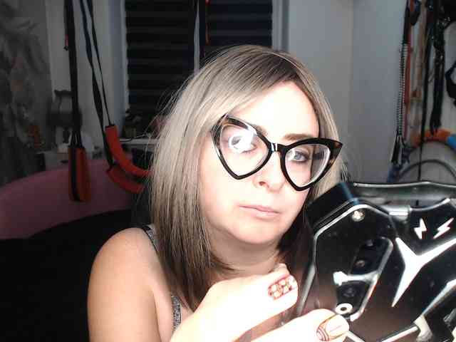 missGODDESS webcam