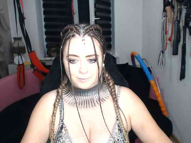 Model: missGODDESS