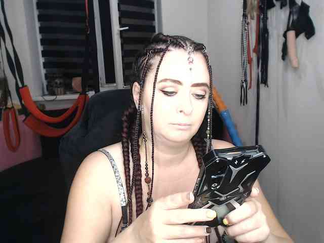 missGODDESS webcam