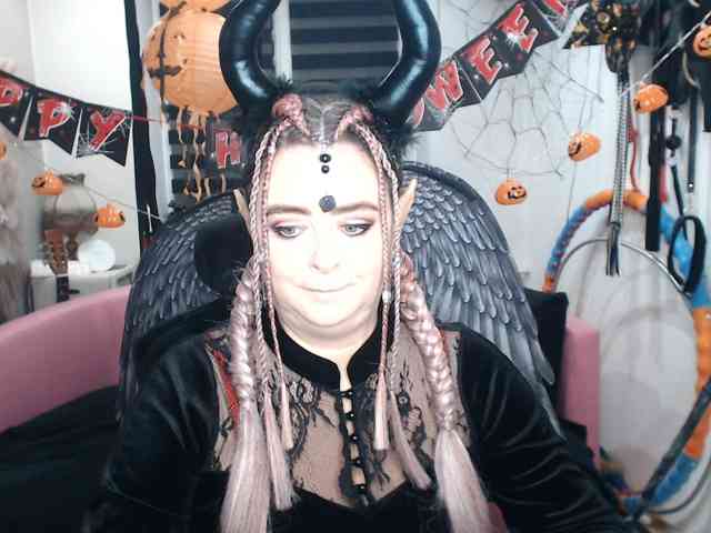 Model: missGODDESS