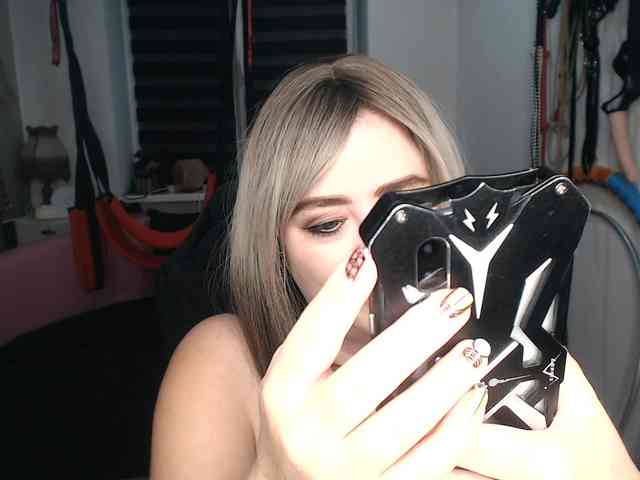 missGODDESS webcam