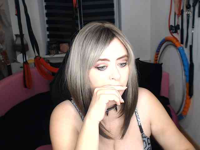 missGODDESS webcam