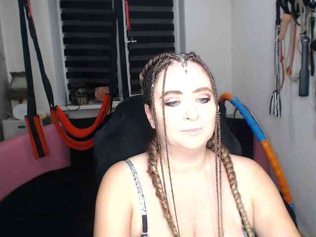 missGODDESS webcam