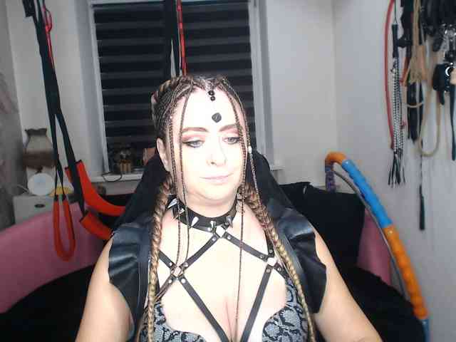 missGODDESS webcam