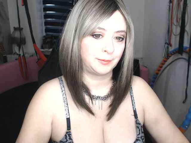 missGODDESS webcam