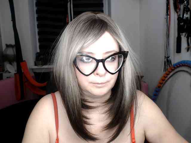 missGODDESS webcam
